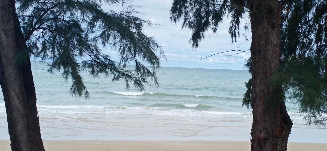 Sammy Seaview Mae Ramphueng Beach Front Golden Elephant บ้านช้างทองวิวทะเลหน้าหาดแม่รำพึง Районг Екстер'єр фото